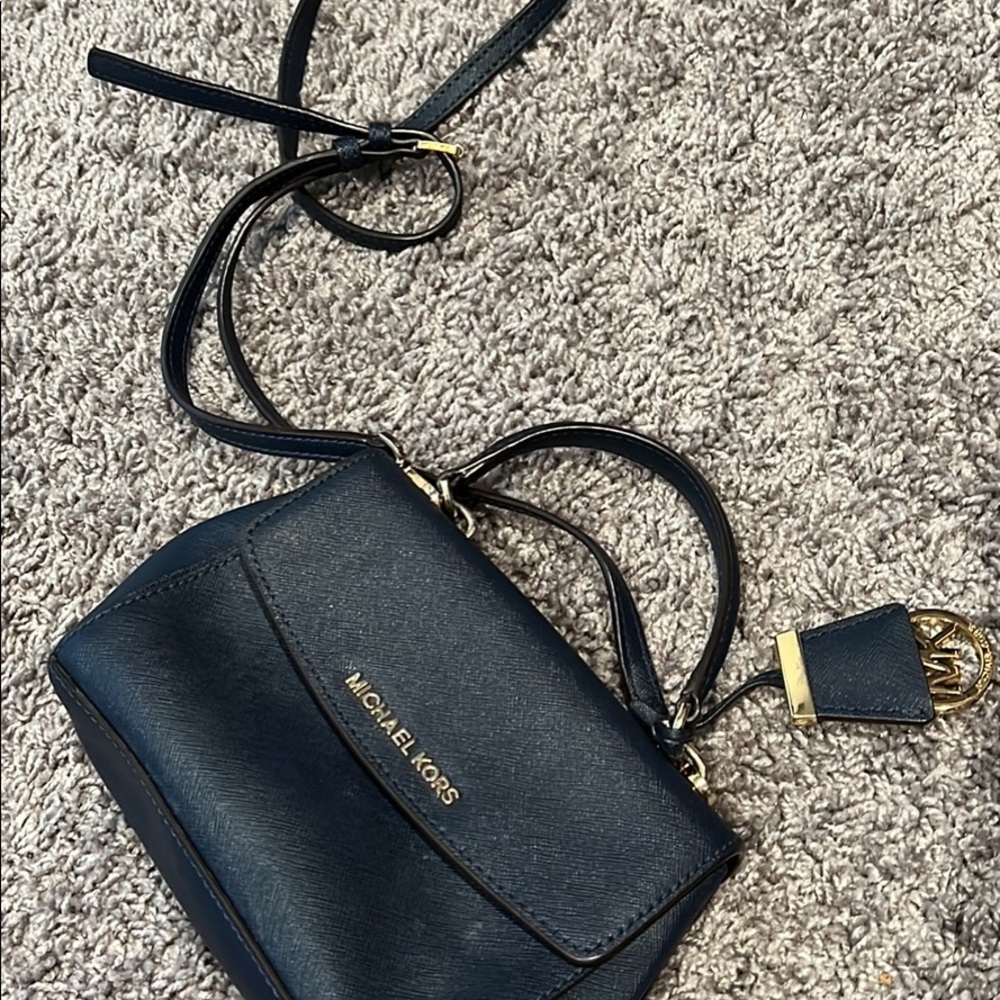 Michael Kors small crossbody purse